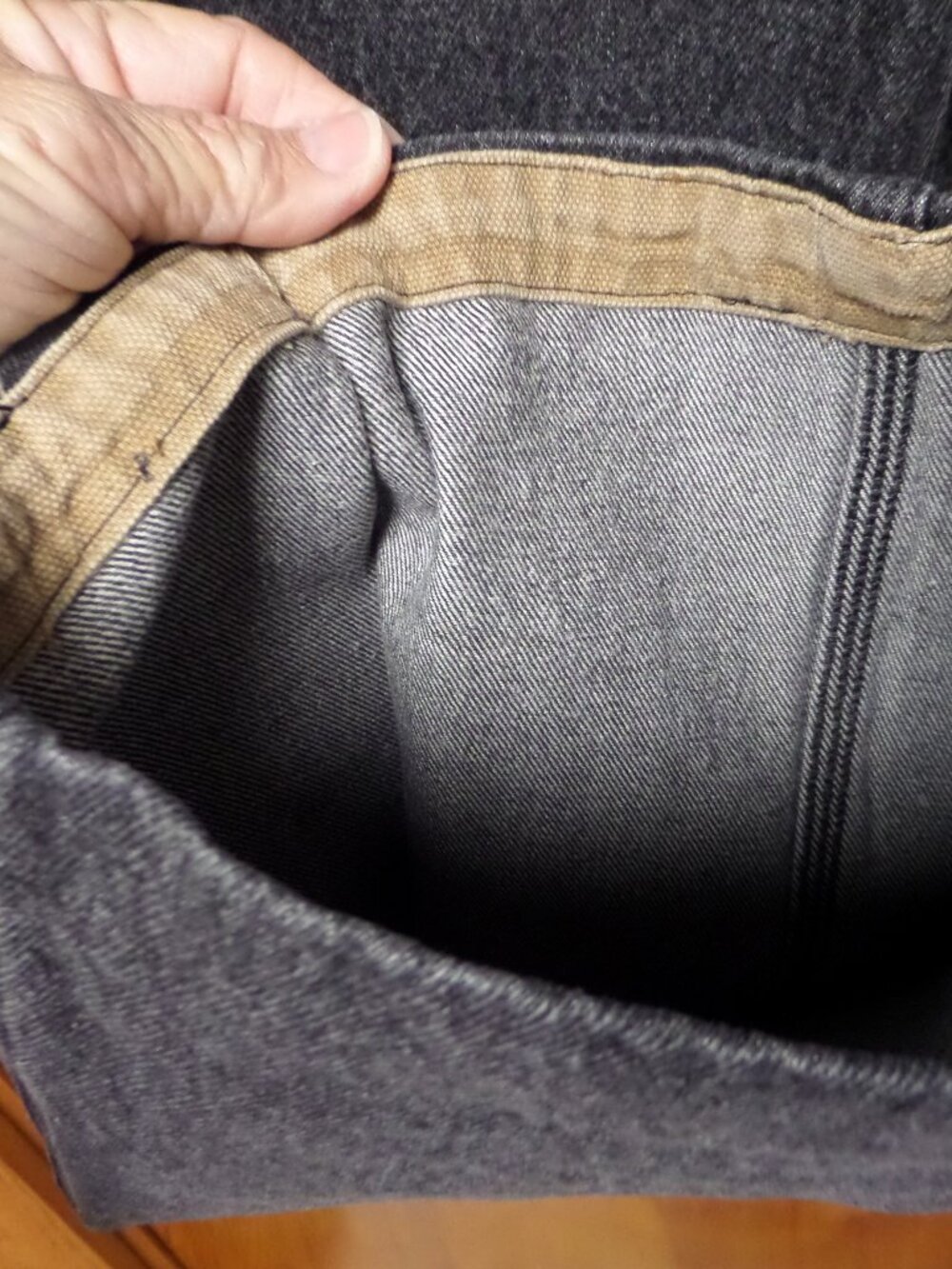 Duluth Trading Men Black Jeans 86069B Size 46WX26.5L - Picture 5 of 7